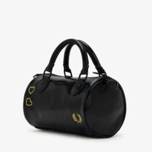 NWT Fred Perry Amy Winehouse Mini Barrel Black - Picture 2 of 12